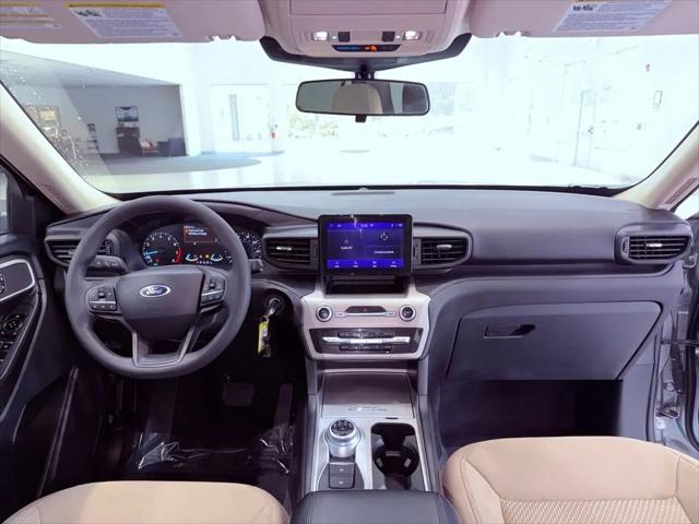2022 Ford Explorer Base