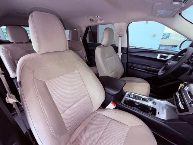 2022 Ford Explorer Base