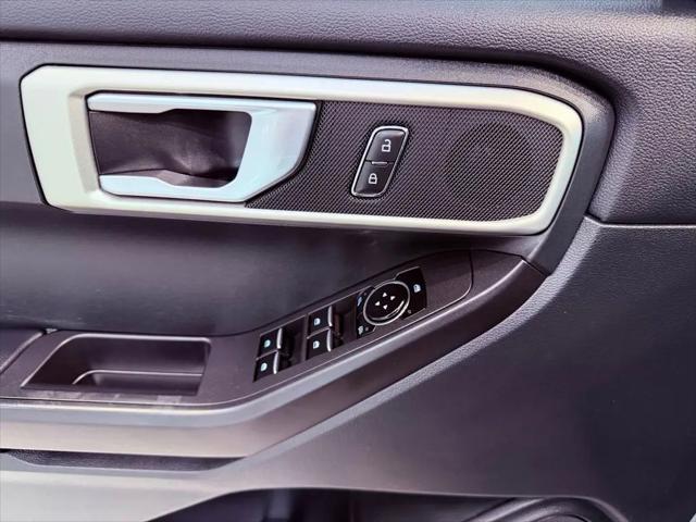 2022 Ford Explorer Base