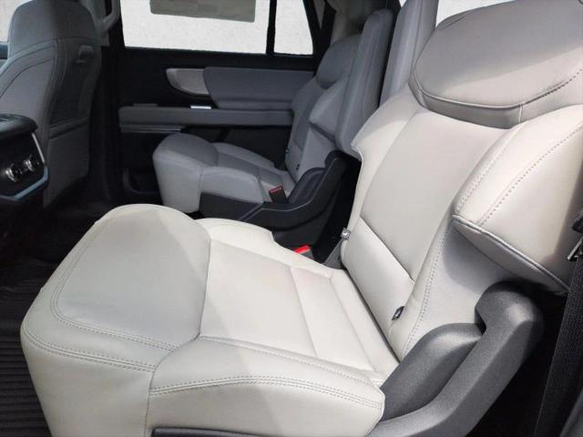 2026 Ford Expedition Max Active MAX