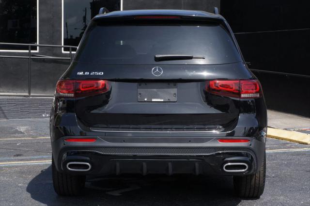 2020 Mercedes-Benz GLB 250