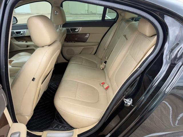 2011 Jaguar XF Supercharged