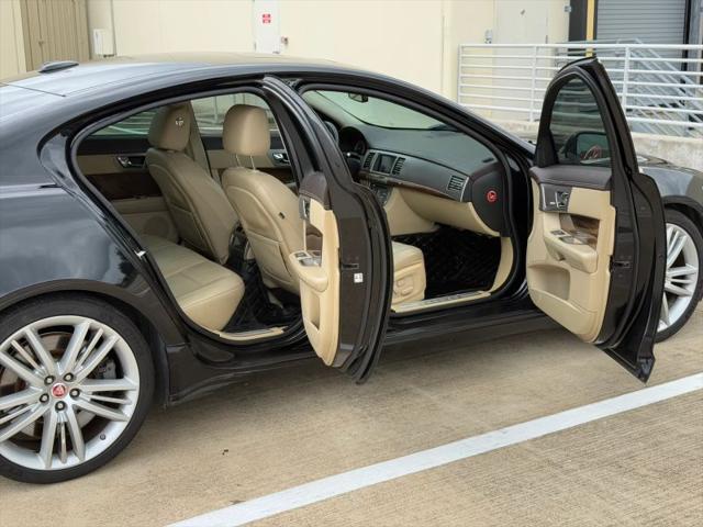 2011 Jaguar XF Supercharged