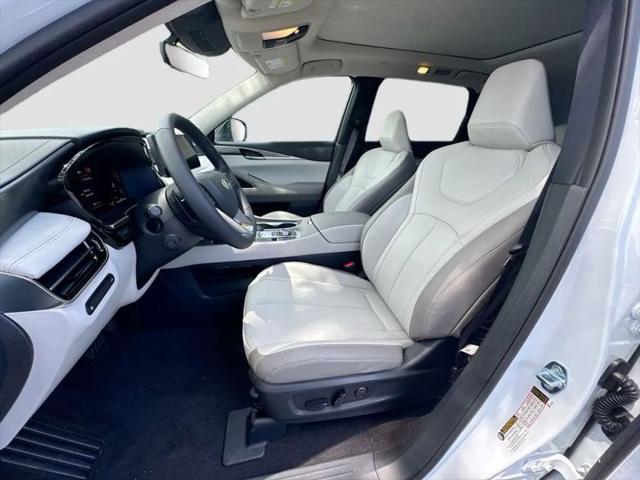 2026 INFINITI QX60 LUXE