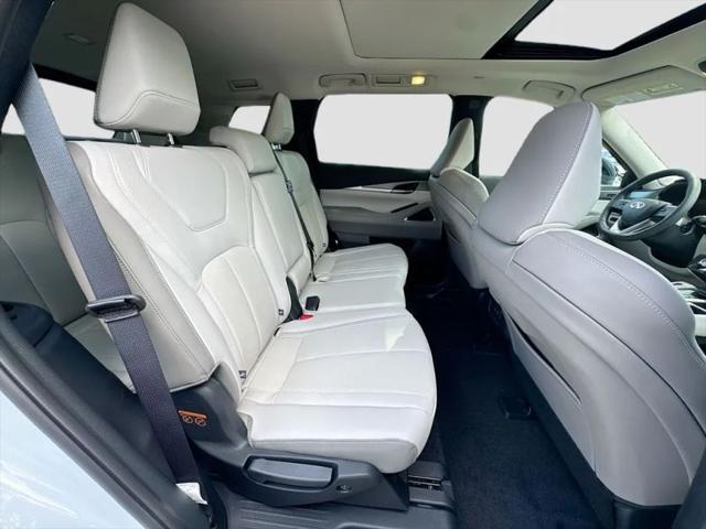 2026 INFINITI QX60 LUXE