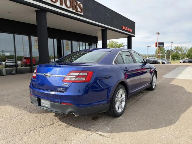 2015 Ford Taurus SEL