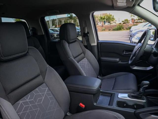 2026 Nissan Frontier Crew Cab SV 4x2