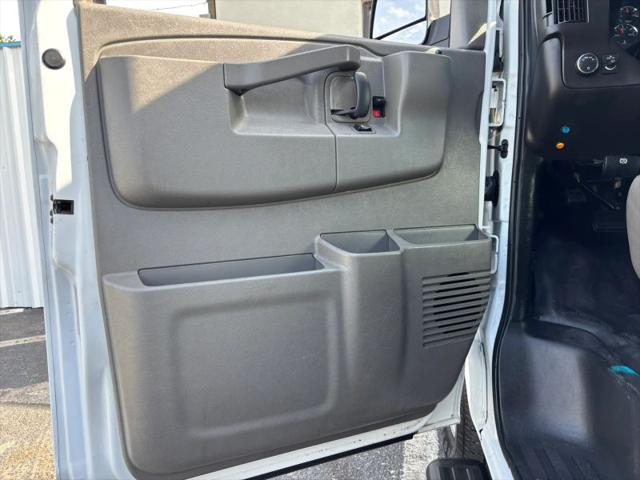 2023 Chevrolet Express Cargo Van RWD 2500 Regular Wheelbase WT