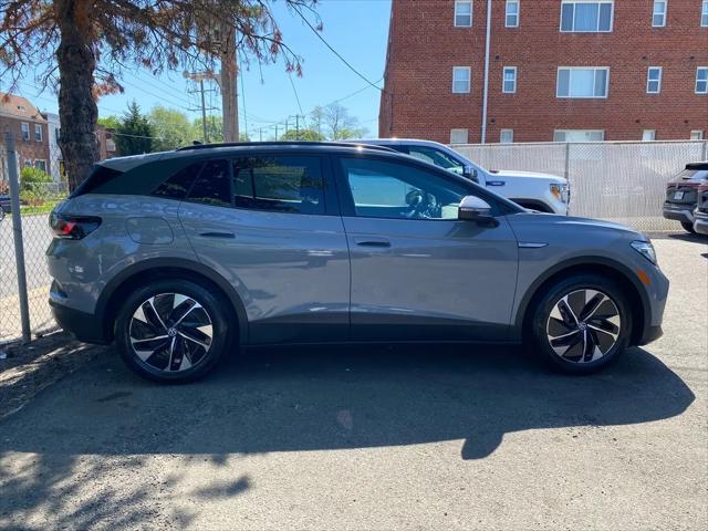 2022 Volkswagen ID.4 Pro