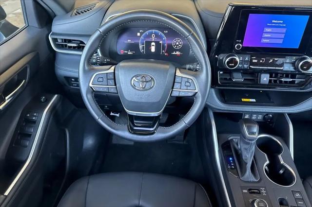 2025 Toyota Highlander XSE