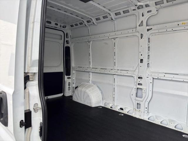 2025 Ram ProMaster 2500 Cargo Van Tradesman High Roof 159" WB w/Pass Seat