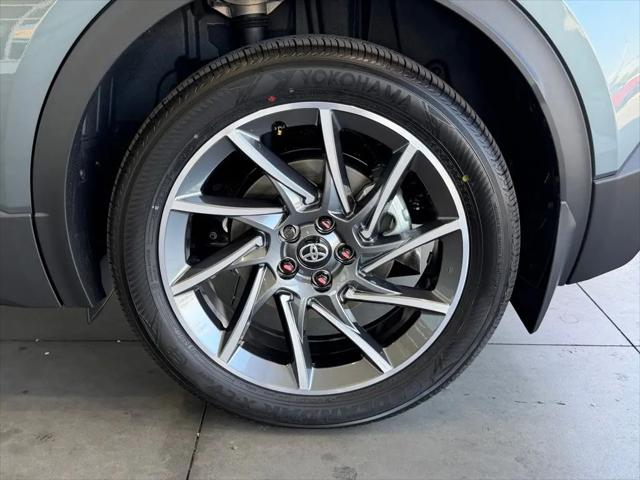2026 Toyota C-HR XSE