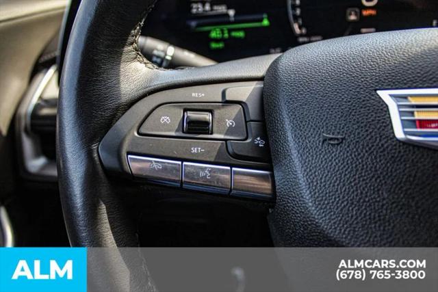 2025 Cadillac XT4 FWD Premium Luxury