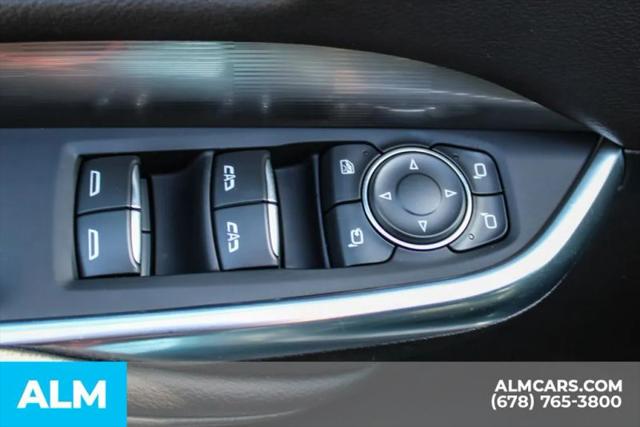 2025 Cadillac XT4 FWD Premium Luxury