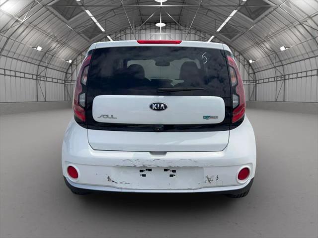 2016 Kia Soul EV Base