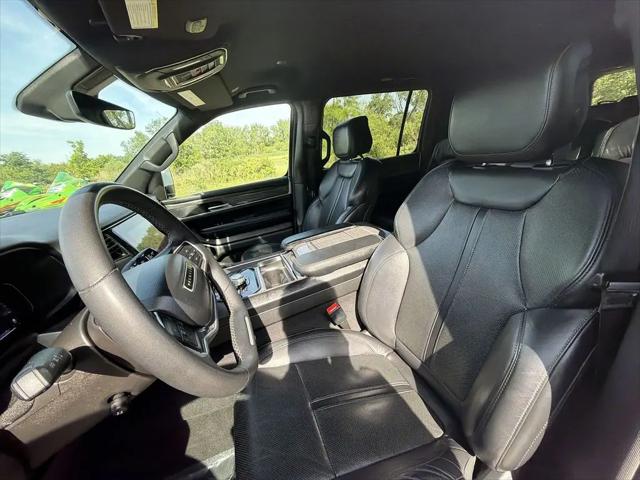2022 Jeep Wagoneer Series II 4x4