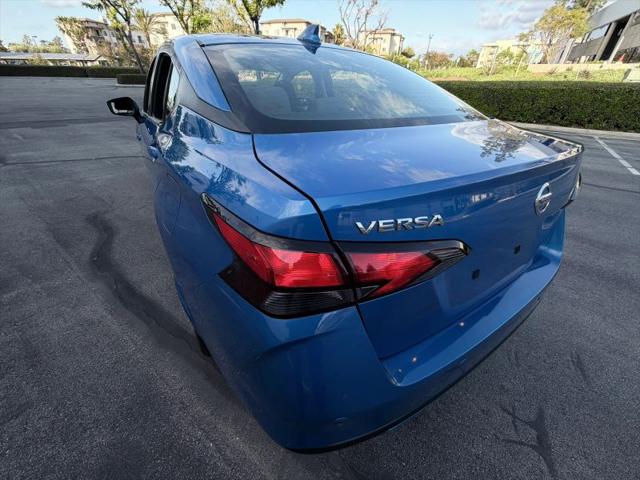 2021 Nissan Versa SV Xtronic CVT