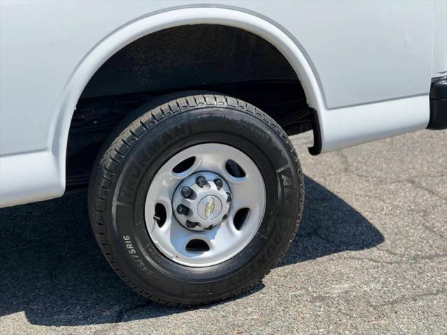 2020 Chevrolet Express Cargo Van RWD 2500 Regular Wheelbase WT