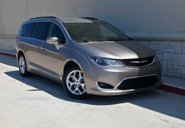 2017 Chrysler Pacifica Touring-L for sale in Dallas, TX