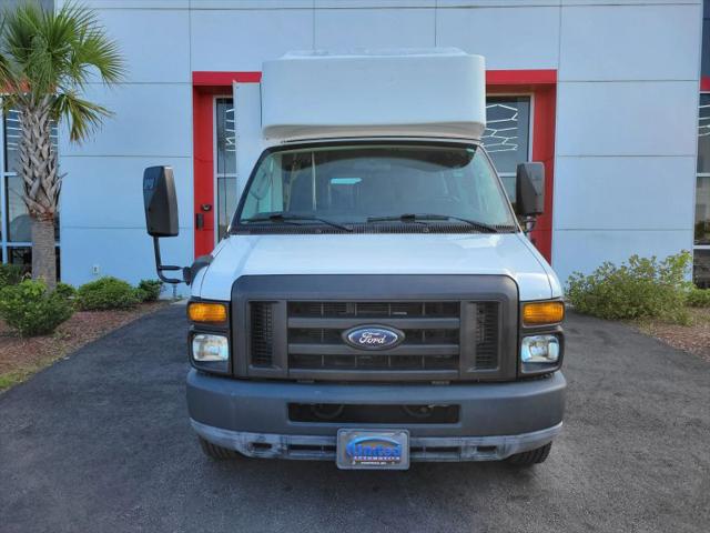 2011 Ford E-350 Super Duty Commercial