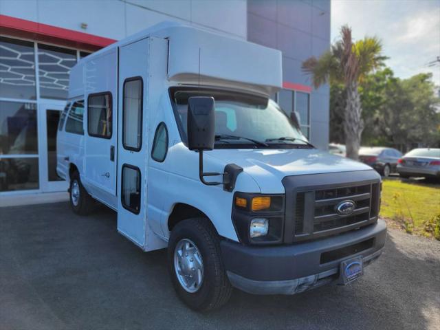 2011 Ford E-350 Super Duty Commercial