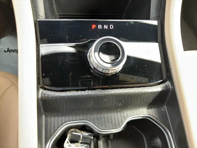 2025 Jeep Grand Cherokee Limited 4x2