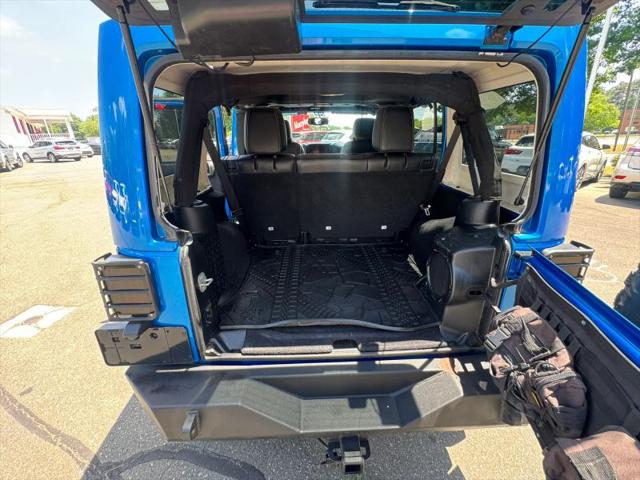 2014 Jeep Wrangler Unlimited Polar Edition
