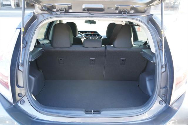 2018 Toyota Prius c Three