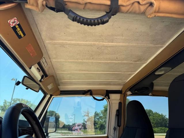 1998 Jeep Wrangler Sahara