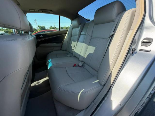 2015 INFINITI Q40 Base