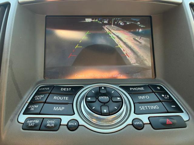 2015 INFINITI Q40 Base