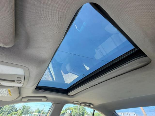2015 INFINITI Q40 Base