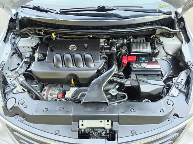 2011 Nissan Versa 1.8S