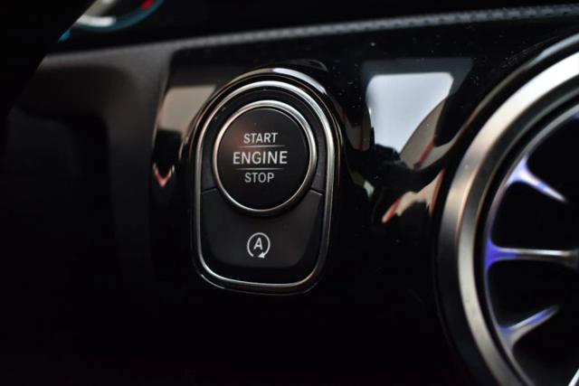 2021 Mercedes-Benz A 220 4MATIC