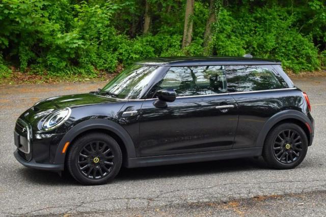 2024 MINI SE Hardtop Cooper