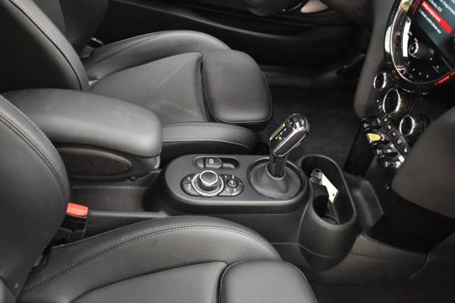2024 MINI SE Hardtop Cooper