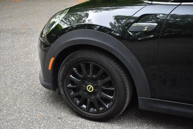 2024 MINI SE Hardtop Cooper