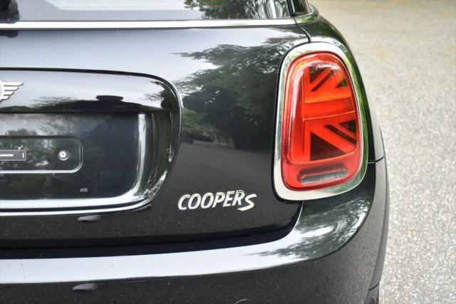 2024 MINI SE Hardtop Cooper