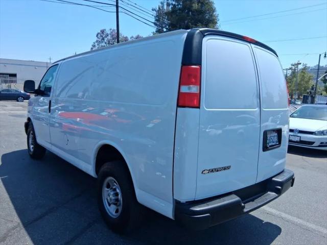 2022 Chevrolet Express Cargo Van RWD 2500 Regular Wheelbase WT