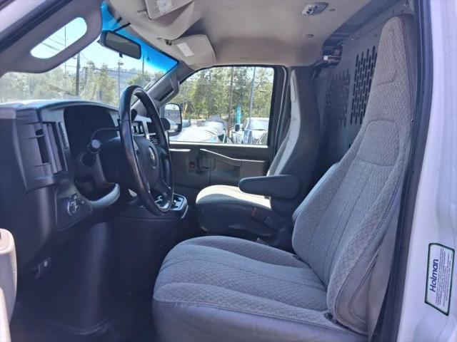 2022 Chevrolet Express Cargo Van RWD 2500 Regular Wheelbase WT