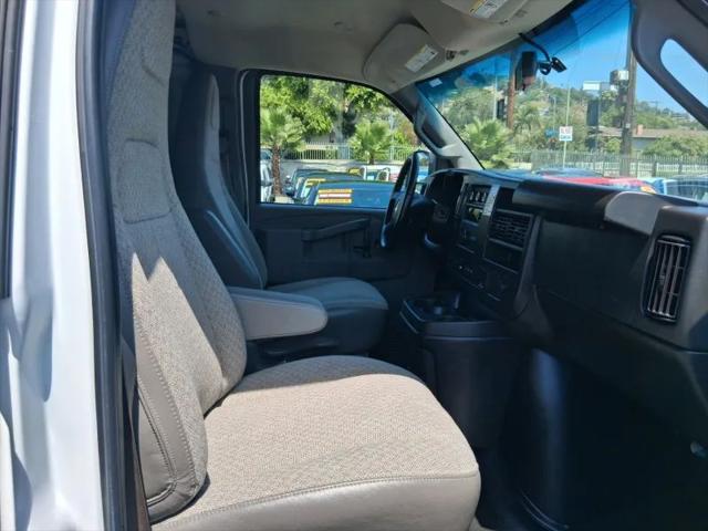 2022 Chevrolet Express Cargo Van RWD 2500 Regular Wheelbase WT