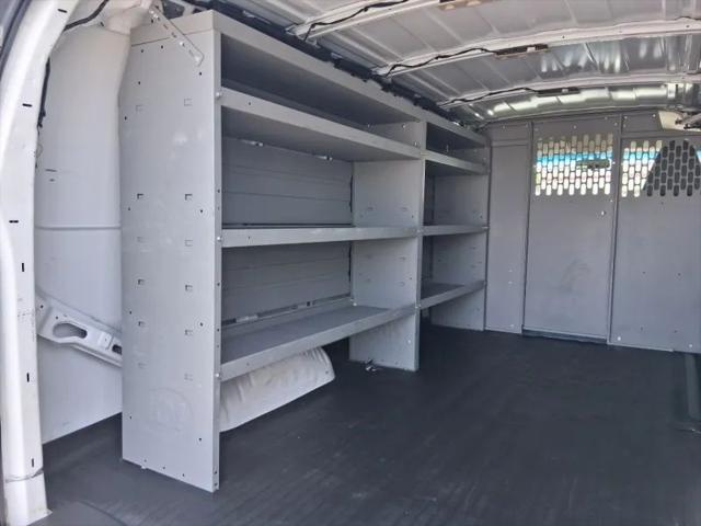 2022 Chevrolet Express Cargo Van RWD 2500 Regular Wheelbase WT