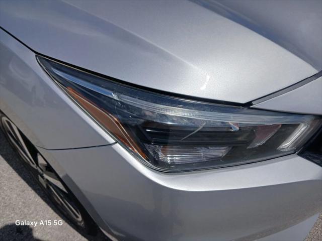 2020 Nissan Versa SR Xtronic CVT