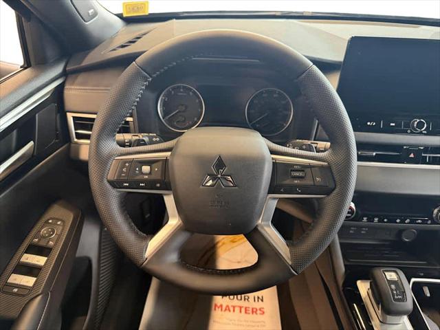 2026 Mitsubishi Outlander LE 1.5T S-AWC