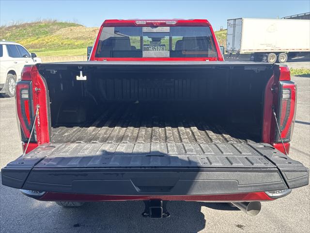 2026 GMC Sierra 2500HD Crew Cab, Standard Bed, AT4, 4WD