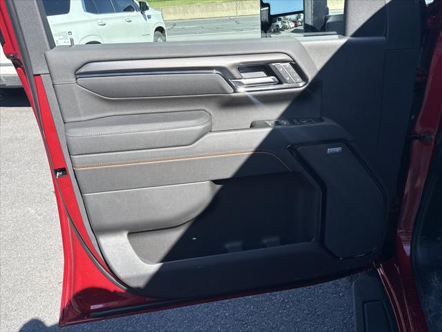 2026 GMC Sierra 2500HD Crew Cab, Standard Bed, AT4, 4WD