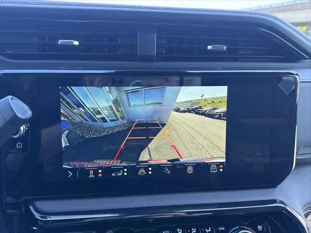 2026 GMC Sierra 2500HD Crew Cab, Standard Bed, AT4, 4WD
