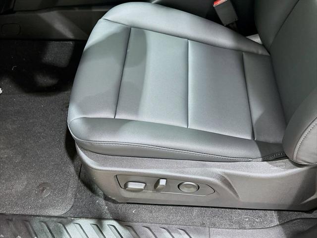 2026 GMC Canyon Elevation, RWD