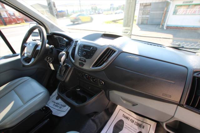 2015 Ford Transit Low Roof w/Sliding Side Door w/RWB Van 3D