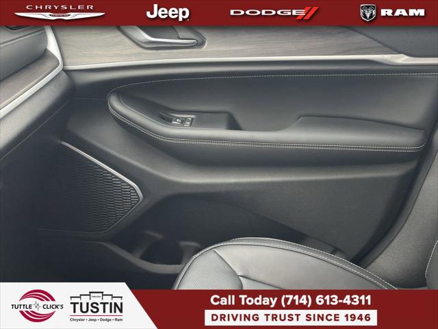 2026 Jeep Grand Cherokee Limited Reserve